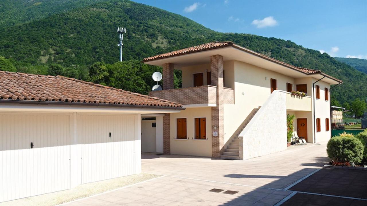 Albergo Diffuso Polcenigo C.Barnard Exterior foto